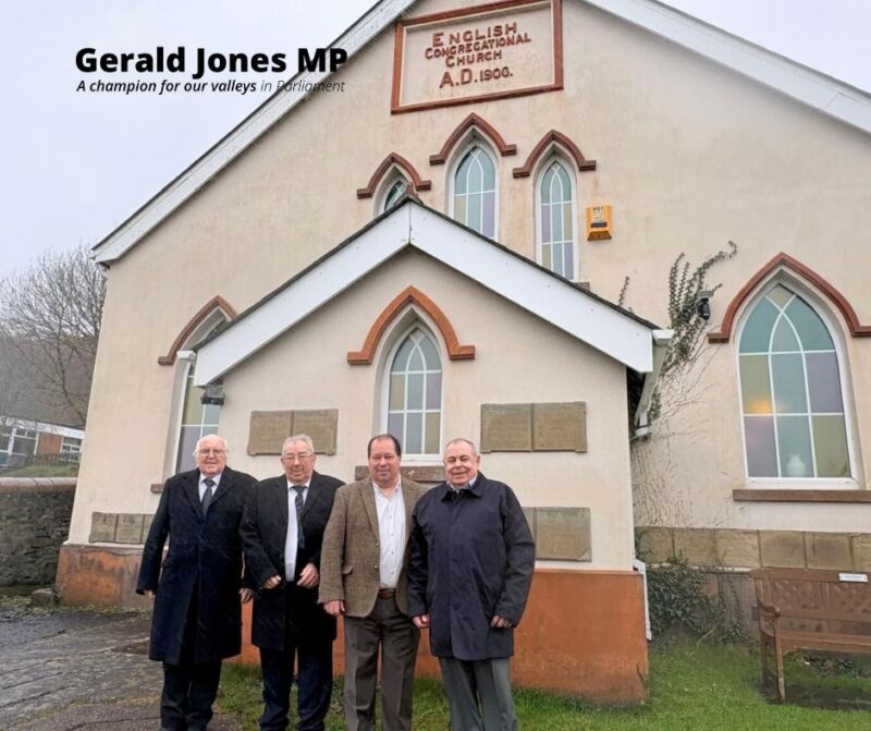 Image of Gerald Jones MP with local councillors at the church.