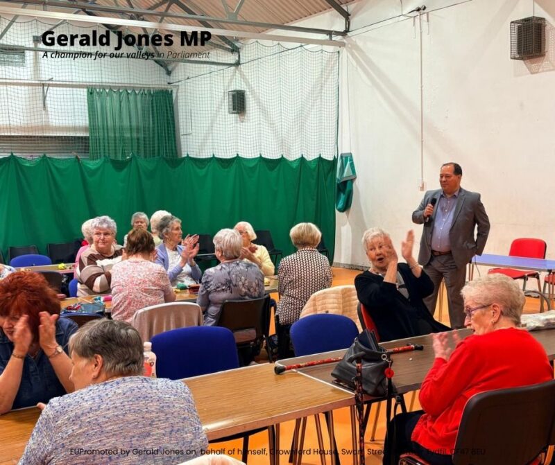 Image of Gerald Jones at the Treharris People Together Group.